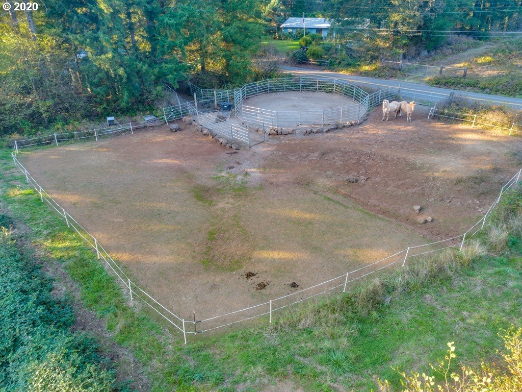 30417 Northeast Stauffer Road Camas, WA 98607 - Photo 32 of 32