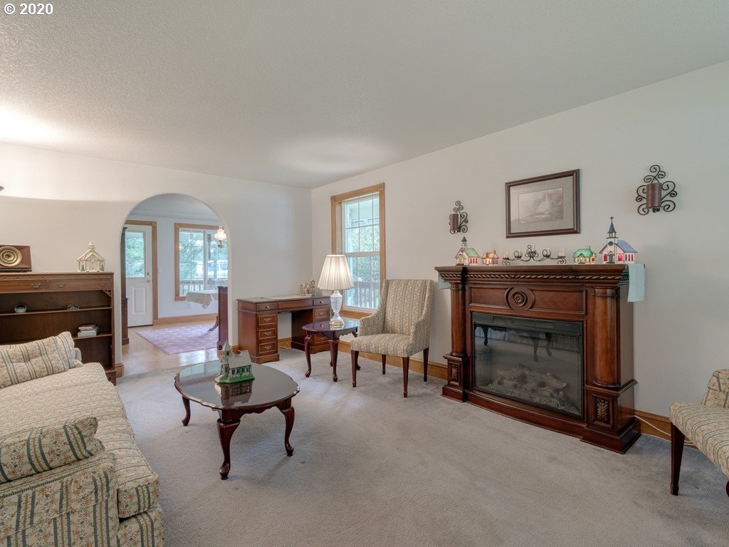 30417 Northeast Stauffer Road Camas, WA 98607 - Photo 6 of 32