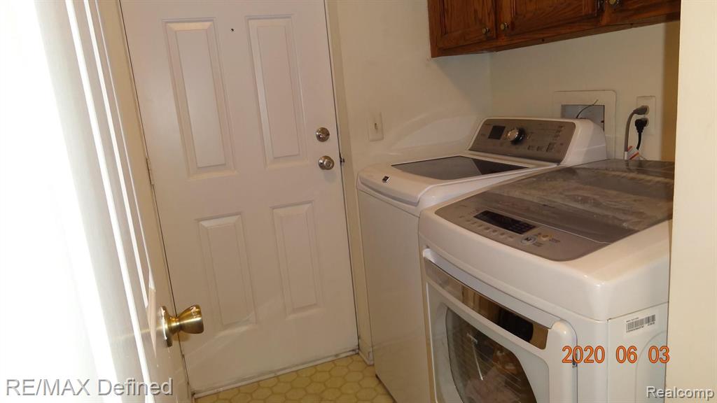 1675 Huntington Park, Unit E Rochester Hills, MI 48309 - Photo 33 of 33