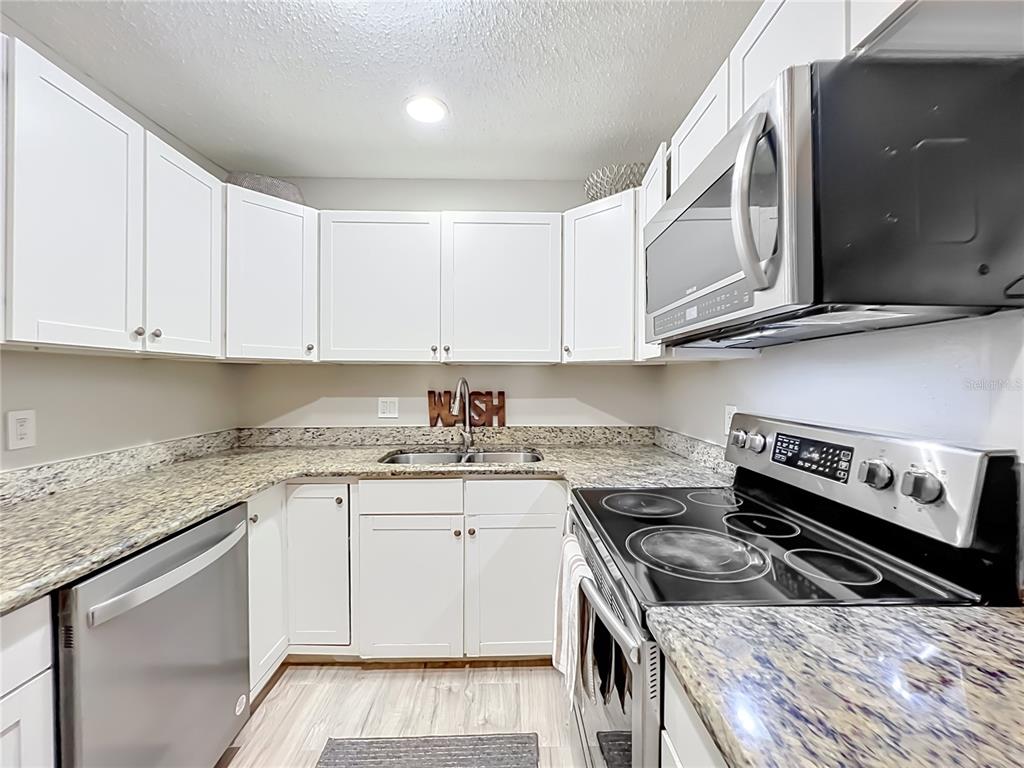 918 Lake Destiny Road, Unit F Altamonte Springs, FL 32714 - Photo 16 of 37