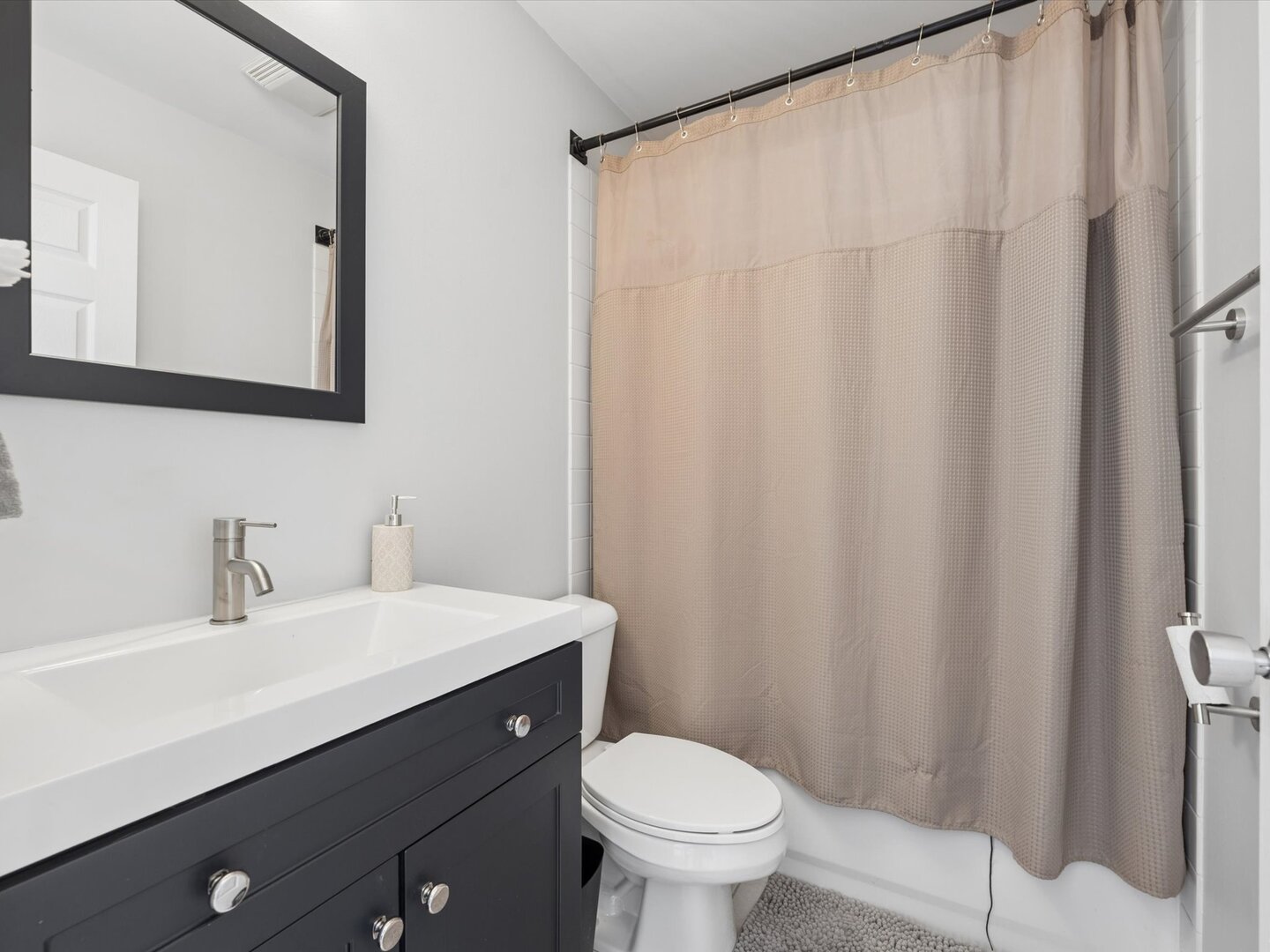 2117 West Rice Street, Unit 4E Chicago, IL 60622 - Photo 17 of 20