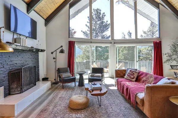 $450,000 | 24833 Matterhorn Court, Crestline, CA 92325