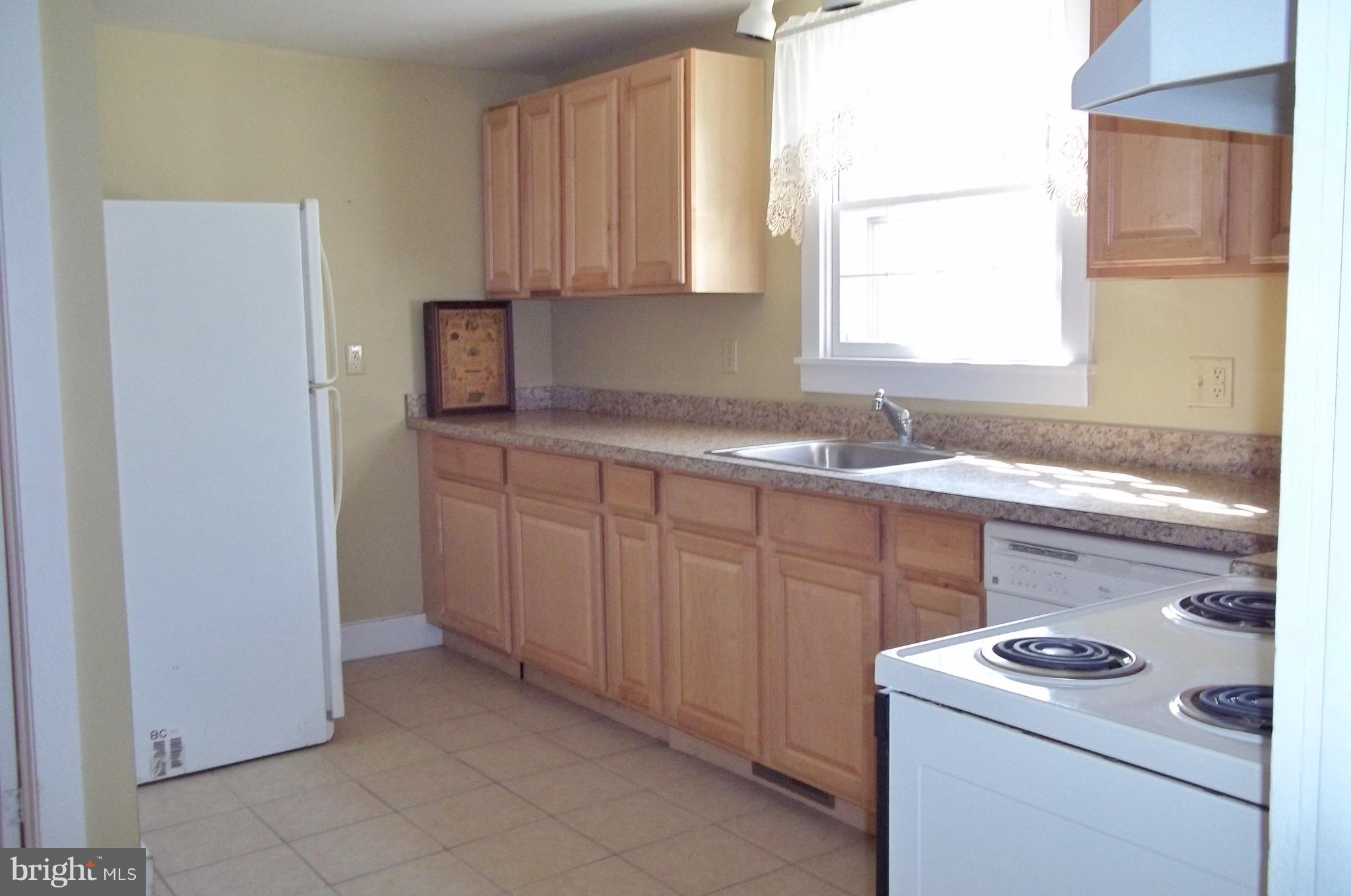 113 Central Avenue Ridgely, MD 21660 - Photo 11 of 29 Kitchen