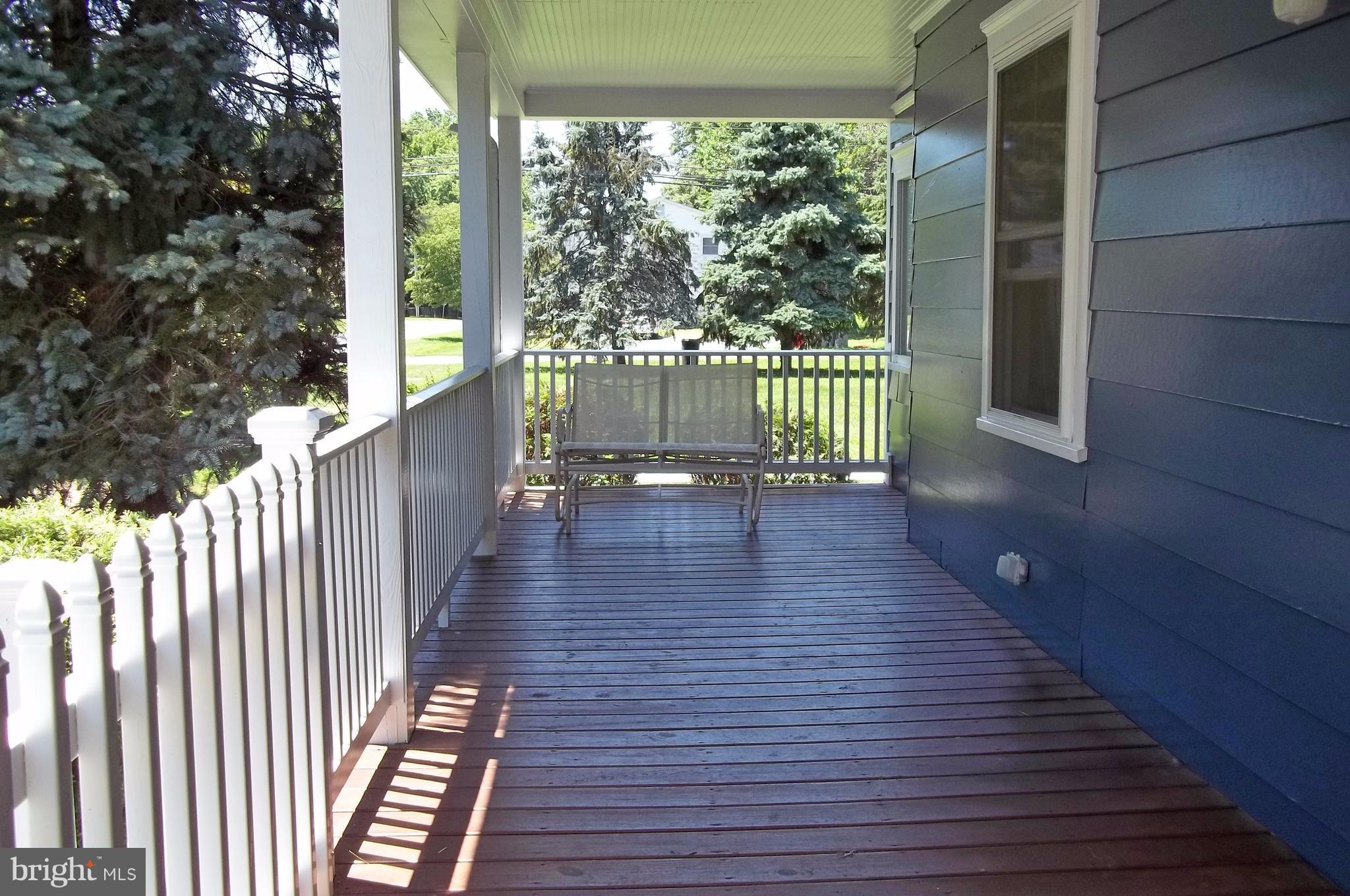 113 Central Avenue Ridgely, MD 21660 - Photo 6 of 29 Side Porch
