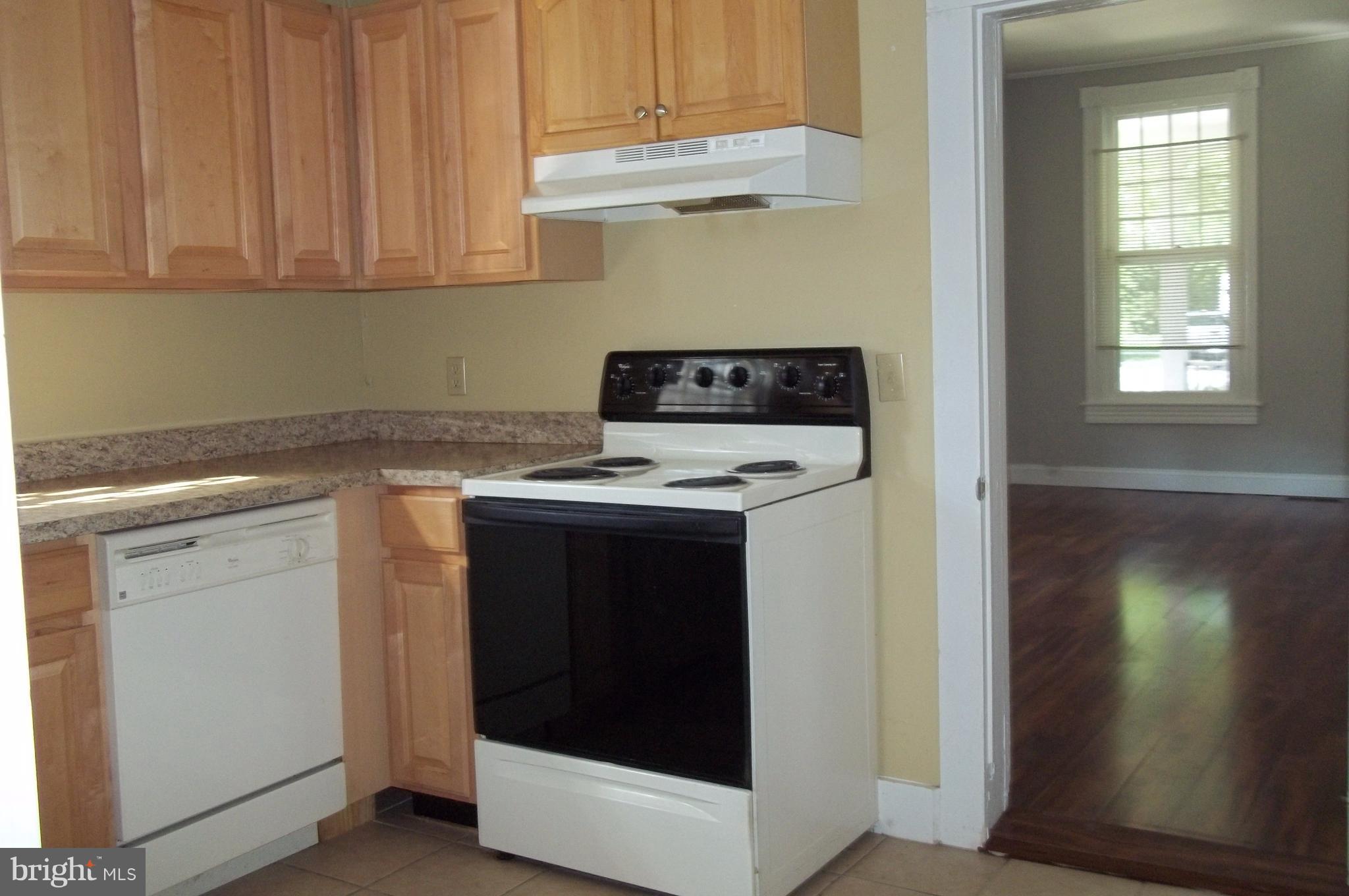 113 Central Avenue Ridgely, MD 21660 - Photo 10 of 29 Kitchen