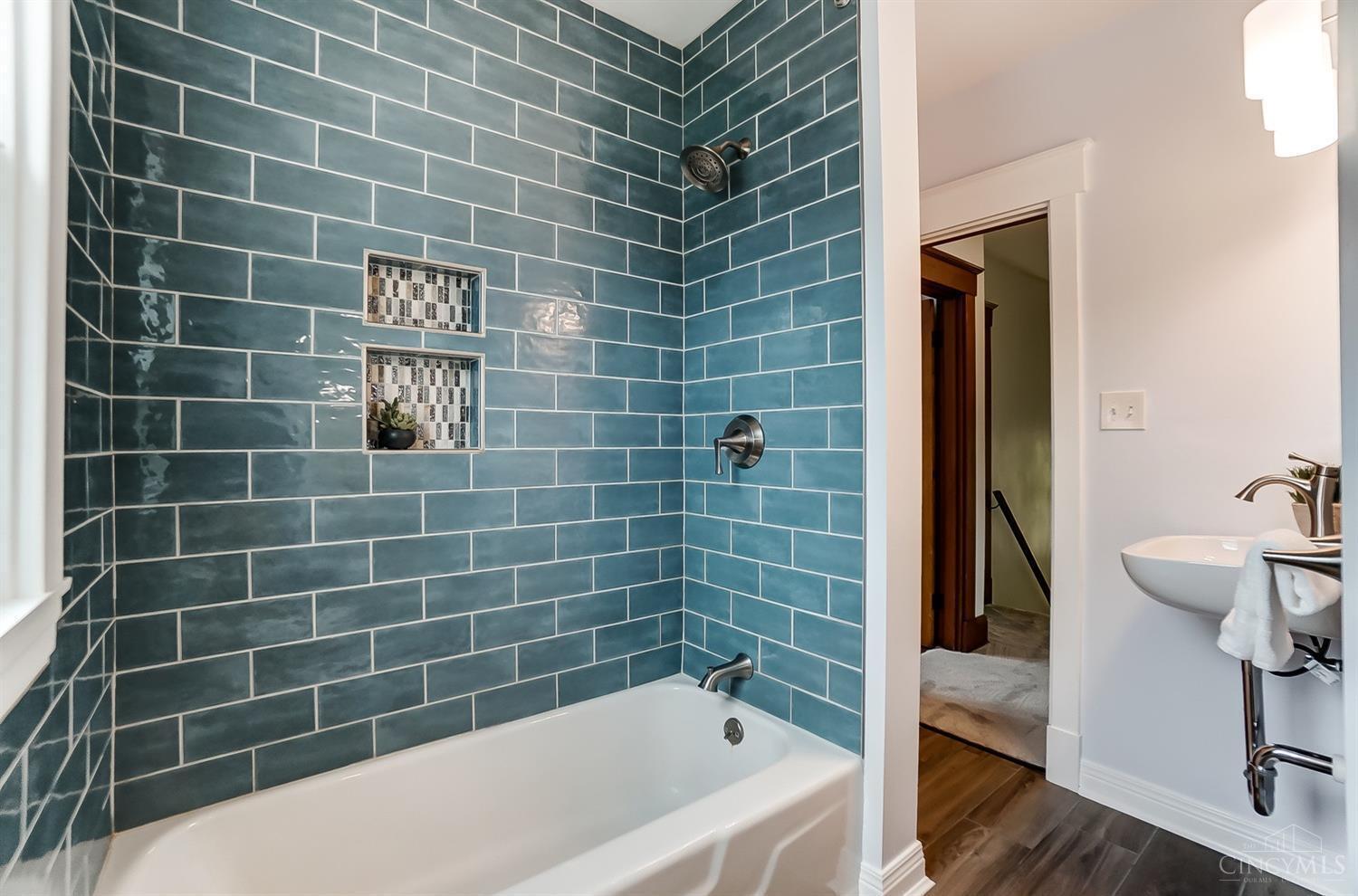3840 Edwards Road Cincinnati, OH 45209 - Photo 21 of 32
