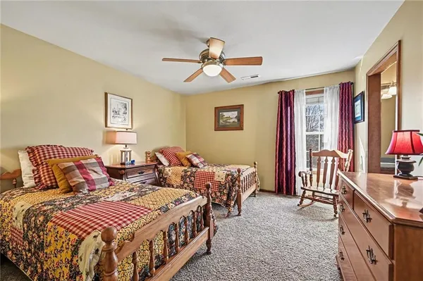 $565,000 | 13090 Red Oak Court, Platte City, MO 64079