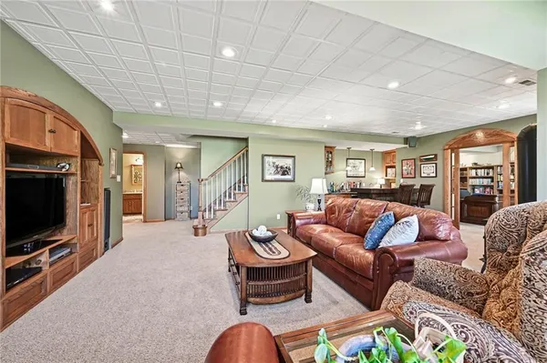$565,000 | 13090 Red Oak Court, Platte City, MO 64079