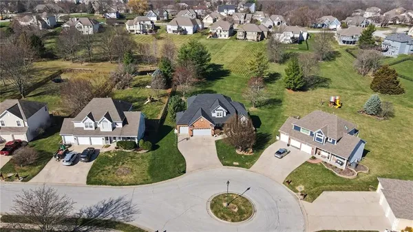 $565,000 | 13090 Red Oak Court, Platte City, MO 64079