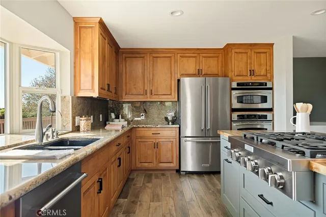 $1,390,000 | 13049 Burns Lane, Redlands, CA 92373