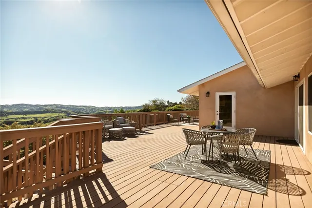 $1,390,000 | 13049 Burns Lane, Redlands, CA 92373