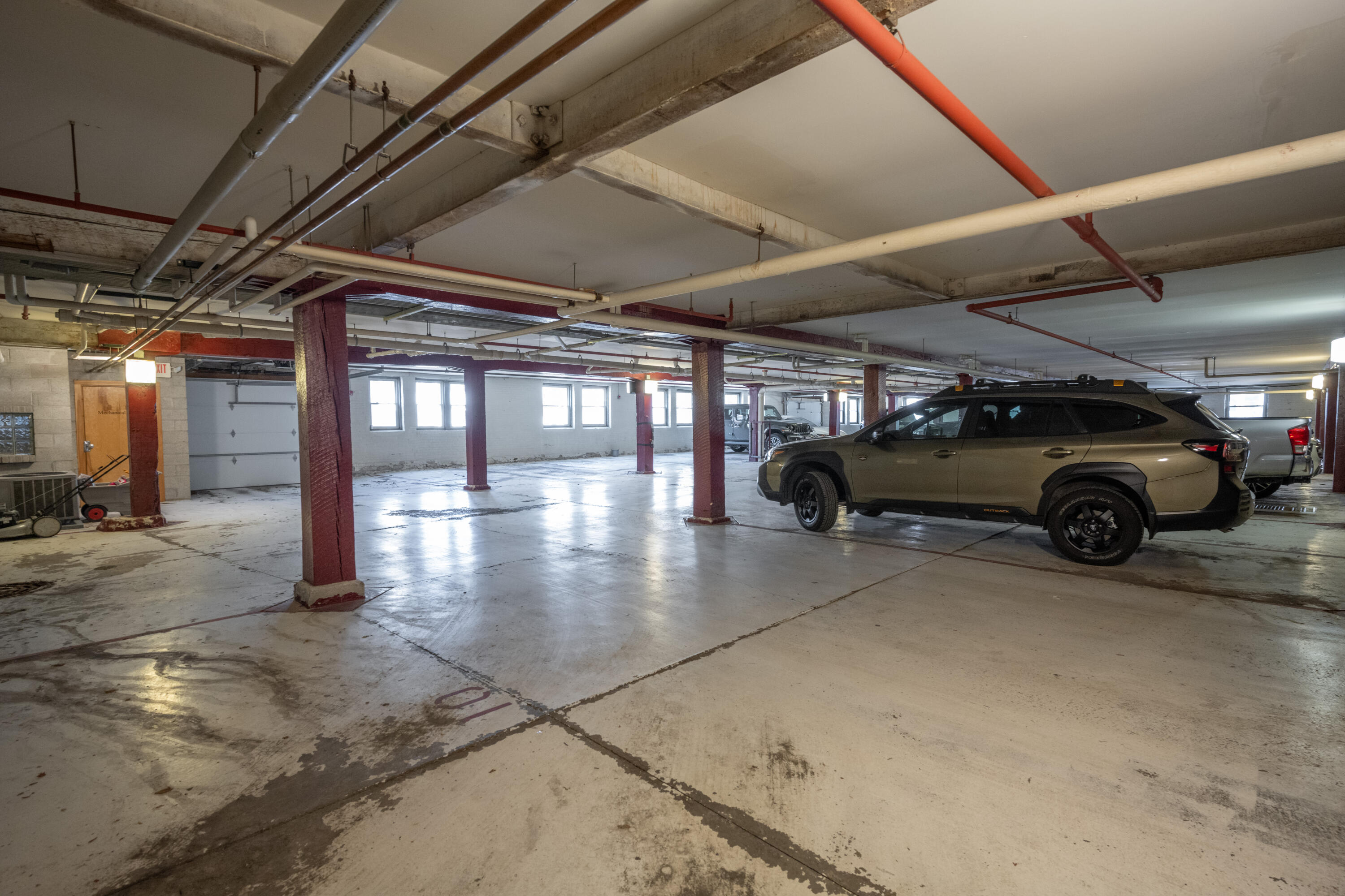904 East Pearson Street, Unit 103 Milwaukee, WI 53202 - Photo 21 of 27 Pearson-21