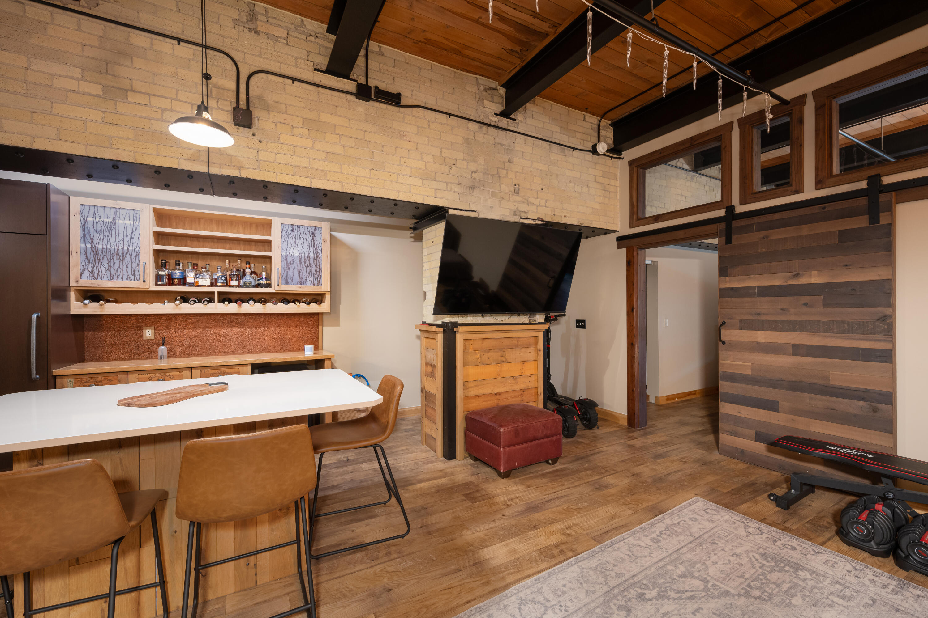 904 East Pearson Street, Unit 103 Milwaukee, WI 53202 - Photo 8 of 27 Pearson-5