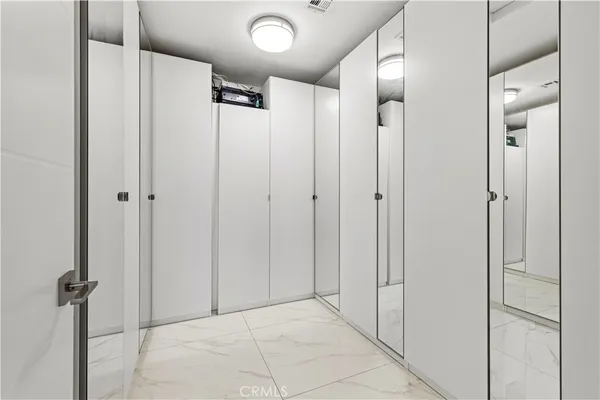 $1,350,000 | 10101 Lanark Street, Sun Valley, CA 91352