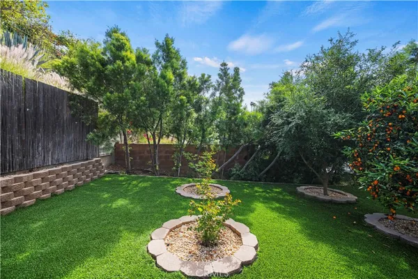 $1,350,000 | 10101 Lanark Street, Sun Valley, CA 91352