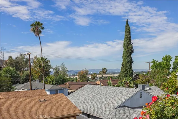 $1,350,000 | 10101 Lanark Street, Sun Valley, CA 91352