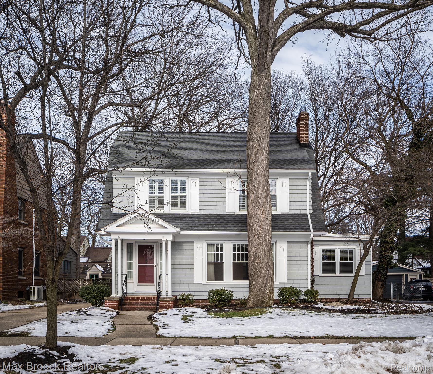 9 Fairwood Boulevard Pleasant Ridge, MI 48069 - Photo 1 of 31 Gallery Image 1