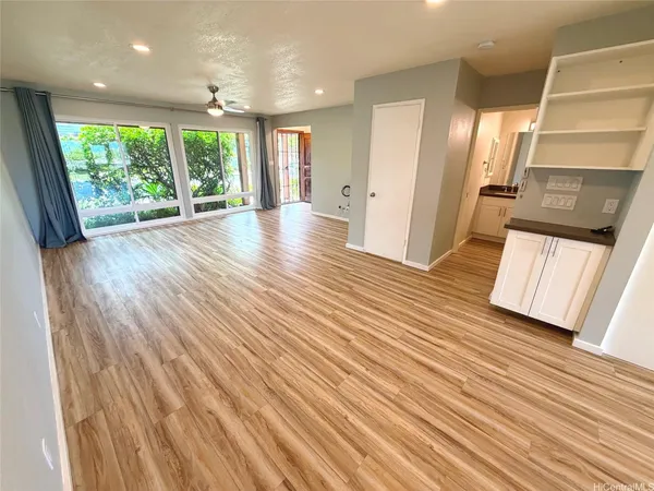 $3,900 | 98-1692 Kaahumanu Street, Unit 1C, Pearl City, HI 96782