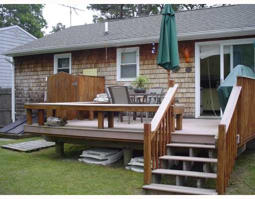 102 Hemlock Road South Kingstown, RI 02879 - Photo 2 of 6 Exterior Front.