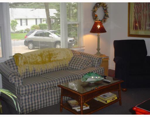 102 Hemlock Road South Kingstown, RI 02879 - Photo 6 of 6 Exterior Front.