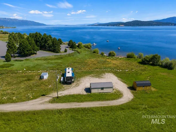 $419,000 | 44 Pats Lane, Cascade, ID 83611