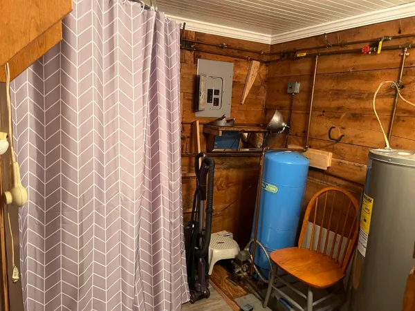 $124,900 | 133 Quinttown Road, Orford, NH 03777