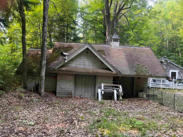 $124,900 | 133 Quinttown Road, Orford, NH 03777