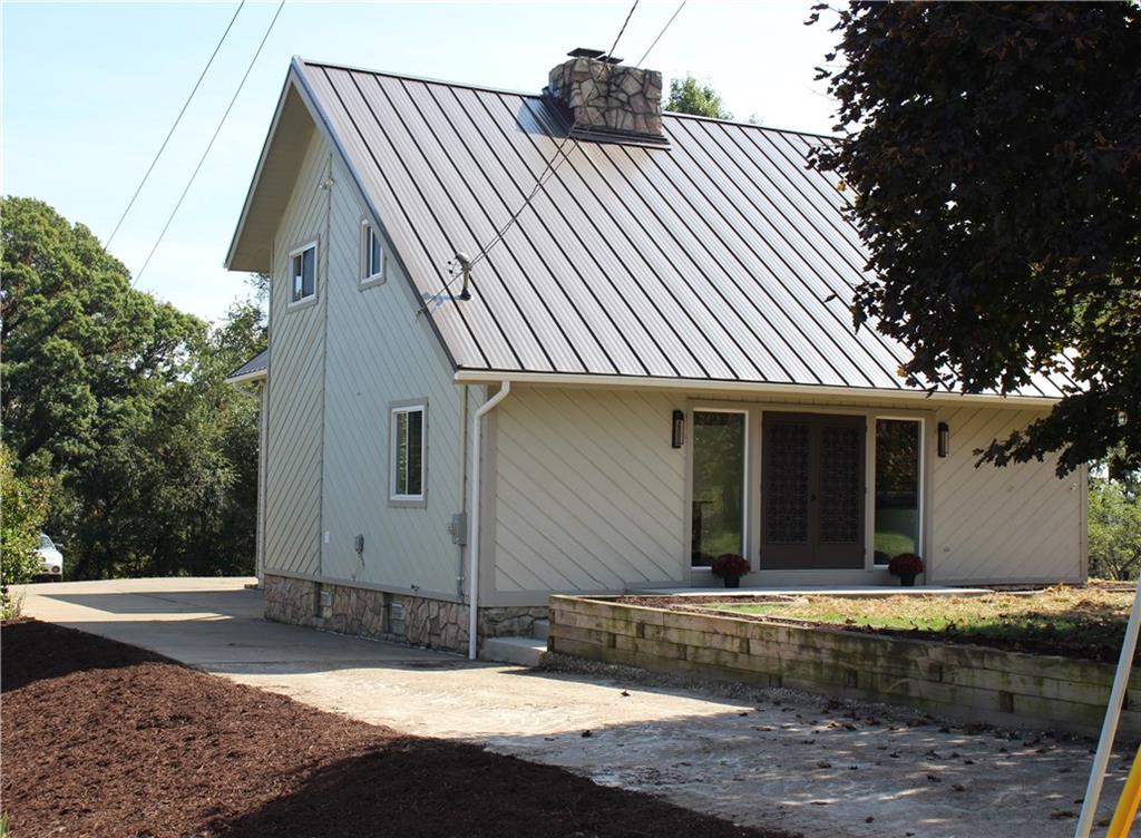 2110 Ridge Rd Extension Ambridge, PA 15003 - Photo 21 of 25