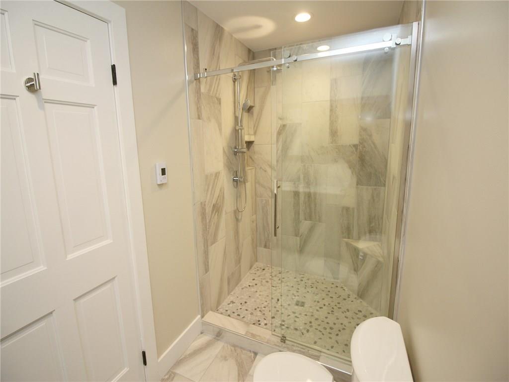 2110 Ridge Rd Extension Ambridge, PA 15003 - Photo 10 of 25