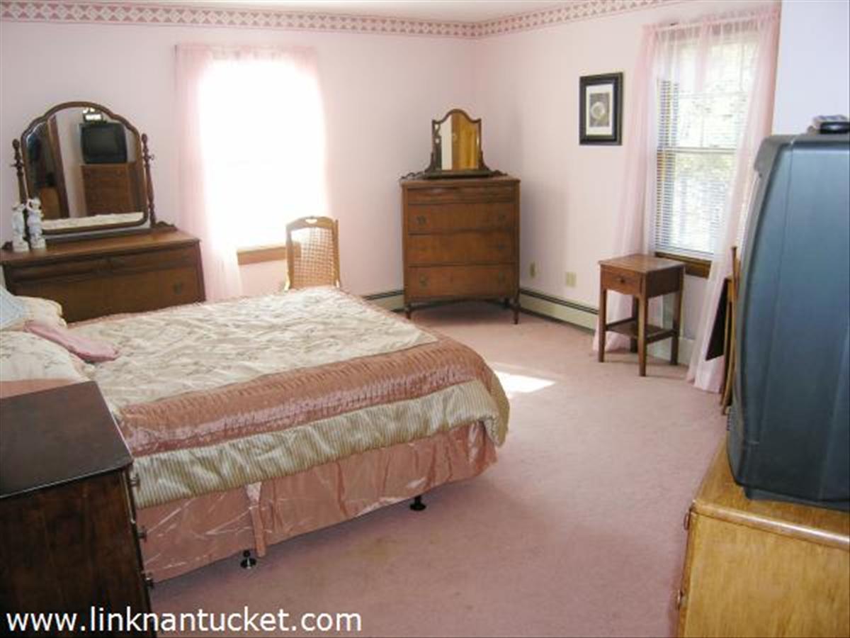 27 Surfside Road Nantucket, MA 02554 - Photo 10 of 15 Gallery Image 10