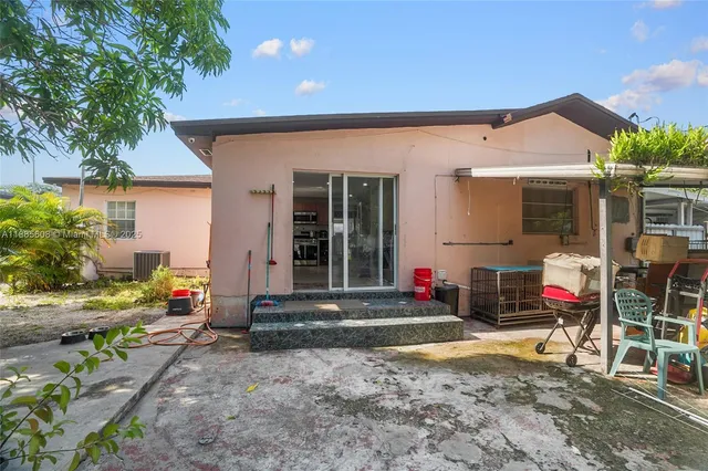 $599,900 | 479 East 32nd Street, Hialeah, FL 33013