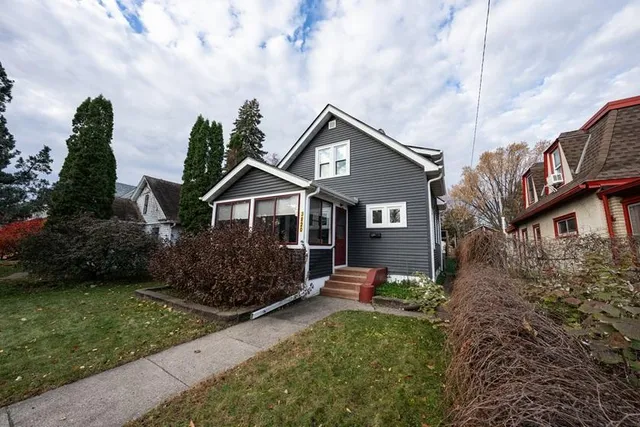 $379,900 | 3820 40th Avenue South, Minneapolis, MN 55406