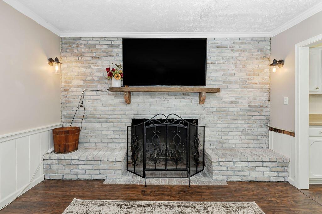 13412 Heimberger Road Northwest Baltimore, OH 43105 - Photo 22 of 98 21-FamilyRoom