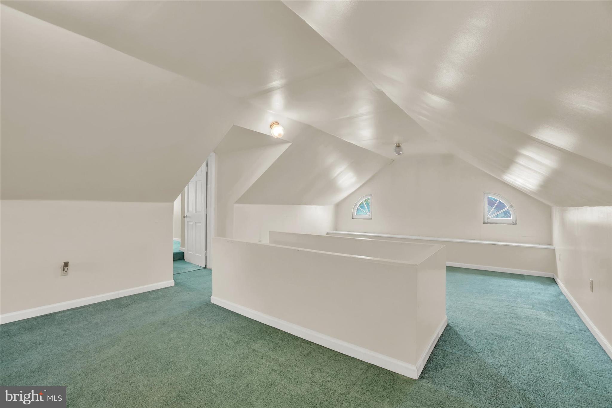 102 Locust Grove Road York, PA 17402 - Photo 23 of 38 Gallery Image 23