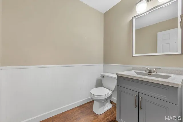 $217,900 | 121 Equestrian Drive, Winfield, MO 63389