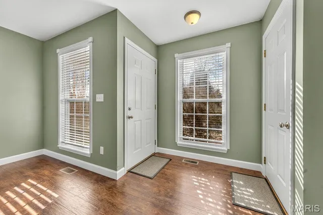 $217,900 | 121 Equestrian Drive, Winfield, MO 63389