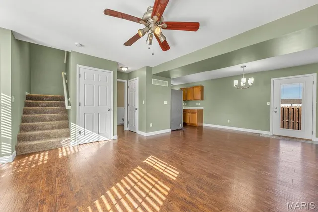 $217,900 | 121 Equestrian Drive, Winfield, MO 63389