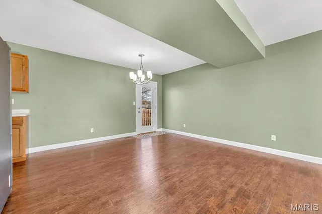 $217,900 | 121 Equestrian Drive, Winfield, MO 63389