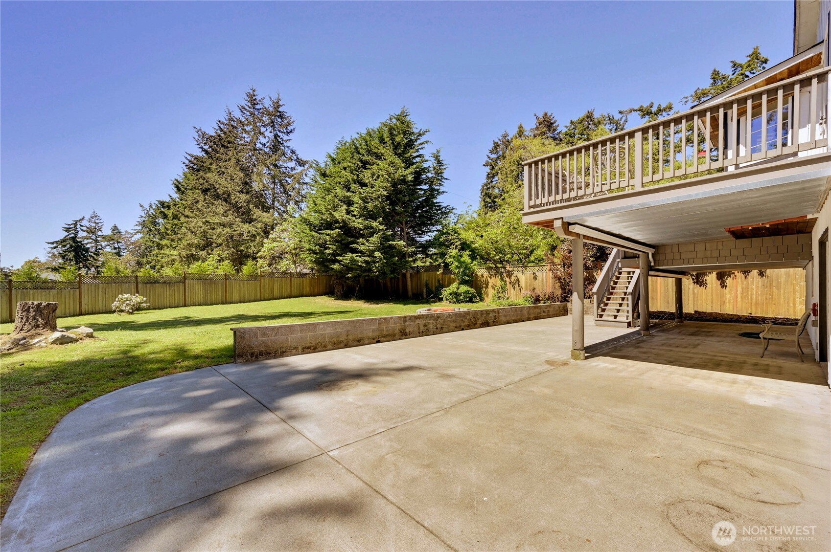 196 Nolton Road Nordland, WA 98358 - Photo 36 of 39 a view of a house with a yard
