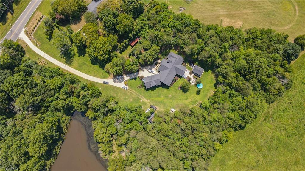 1529 Neelley Road Pleasant Garden, NC 27313 - Photo 21 of 46 Gallery Image 21