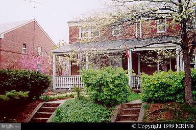242 Ridge Avenue Towson, MD 21286 - Photo 1 of 9 Exterior (Main)