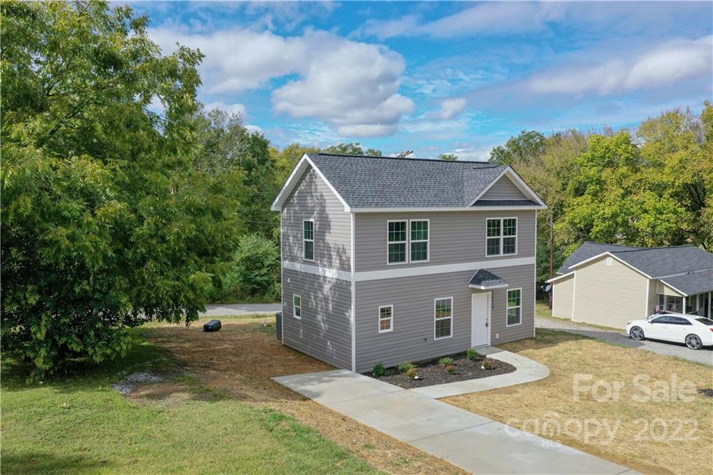 1129 5th Street Lancaster, SC 29720 - Photo 33 of 37 a view of a house with a yard