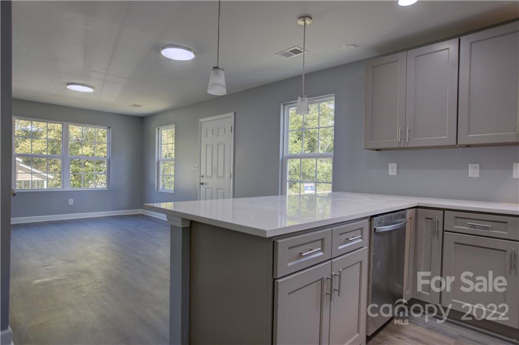 1129 5th Street Lancaster, SC 29720 - Photo 5 of 37