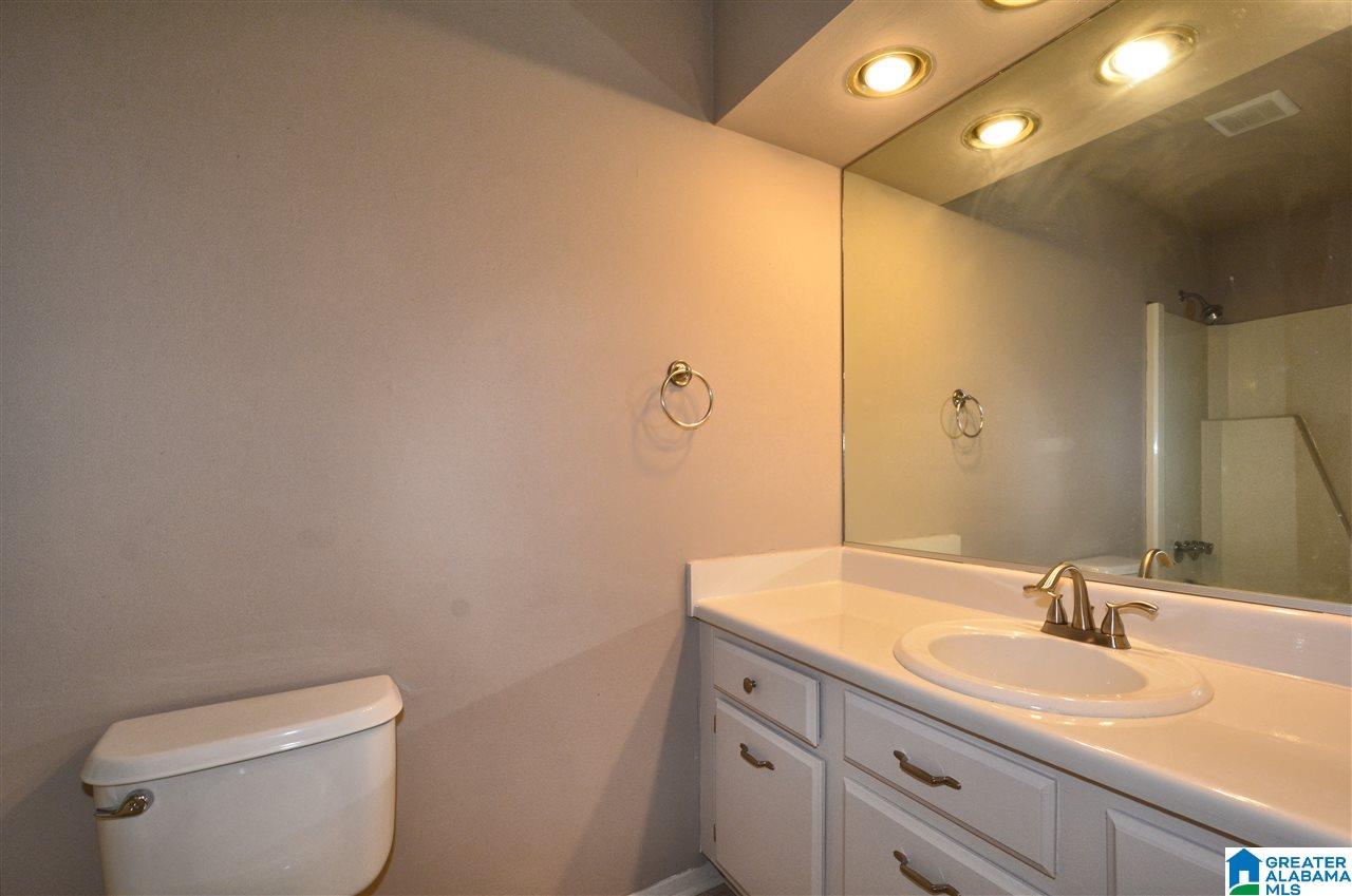 601 Running Brook Road, Unit 601 Hoover, AL 35226 - Photo 19 of 37