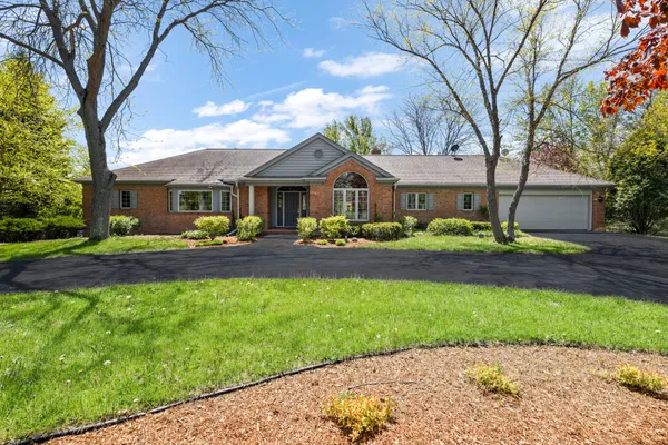 $1,695,000 | 1041 Horns Corners Road, Cedarburg, WI 53012