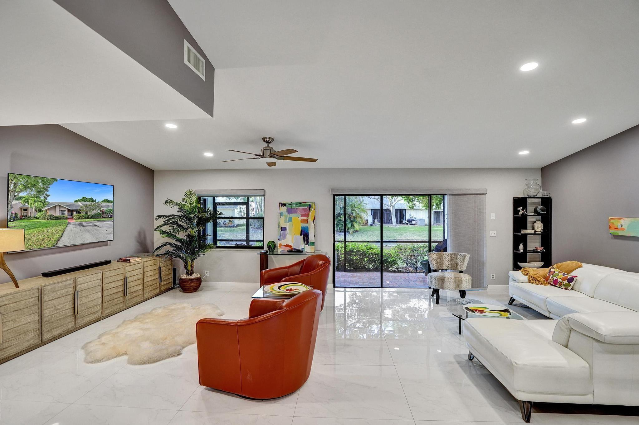10976 Lake Front Place Boca Raton, FL 33498 - Photo 12 of 38 Photo 12