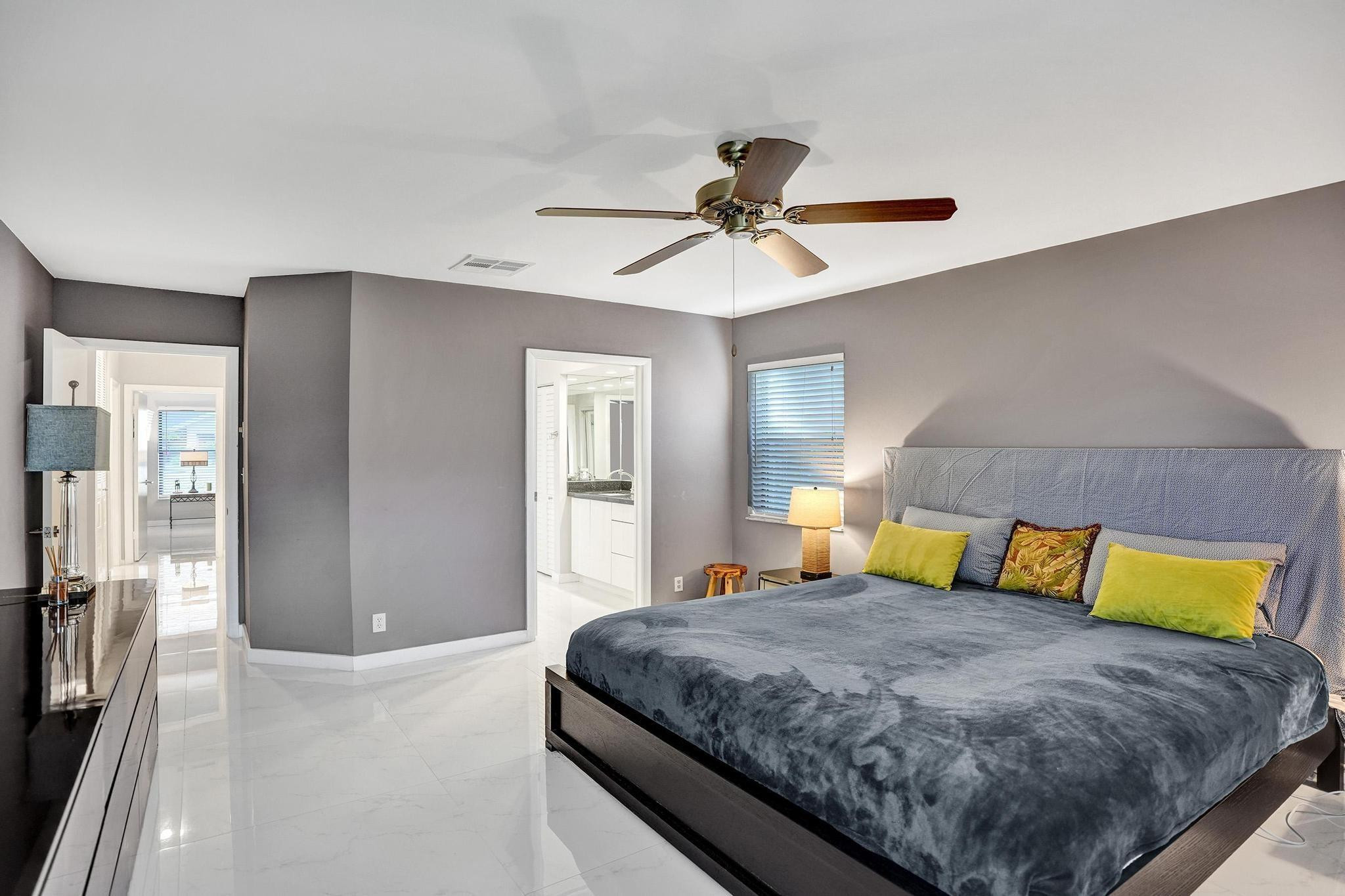 10976 Lake Front Place Boca Raton, FL 33498 - Photo 20 of 38 Photo 20