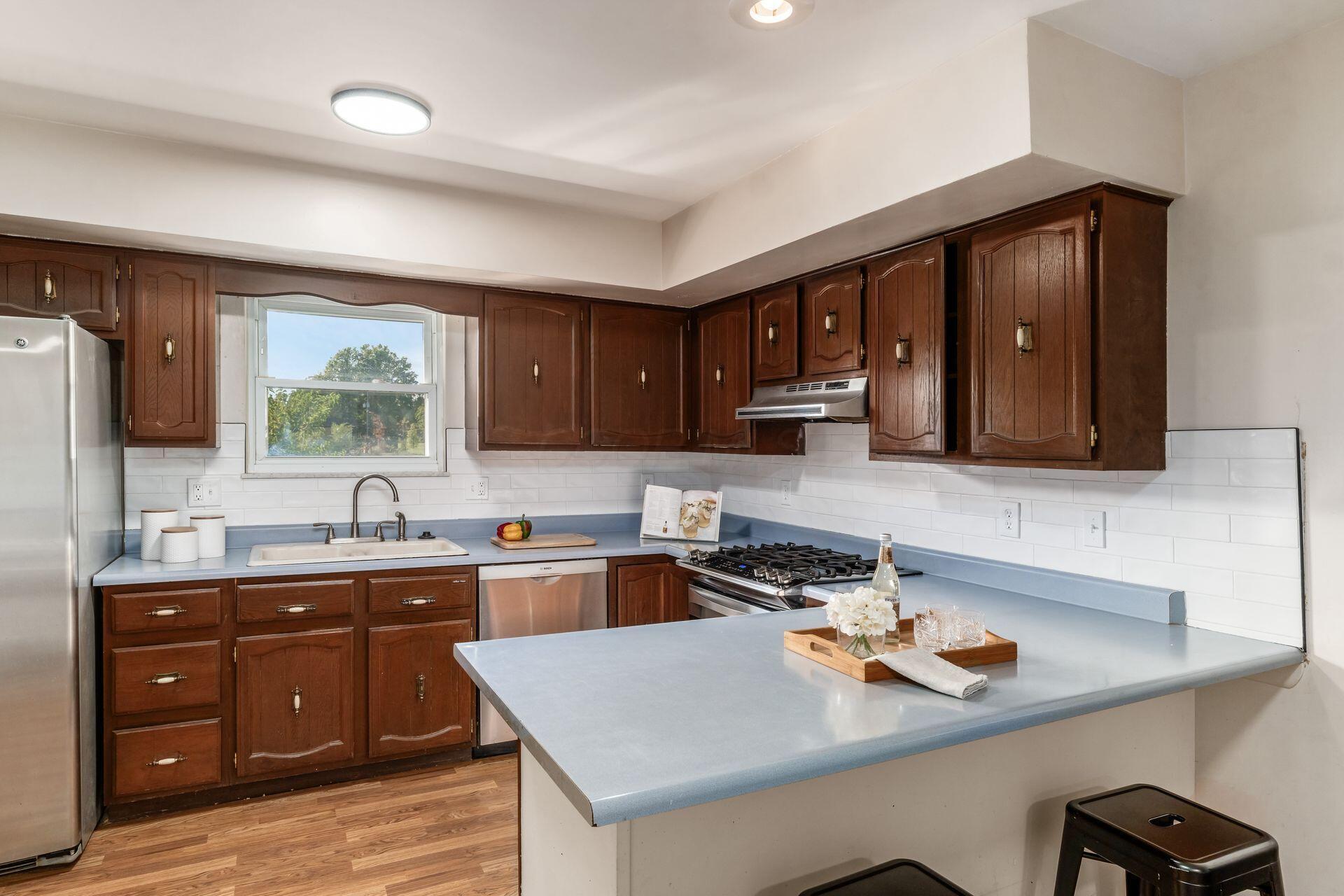 5409 Blue Ash Road Columbus, OH 43229 - Photo 10 of 25 010_ - 5409 Blue Ash Rd - 041