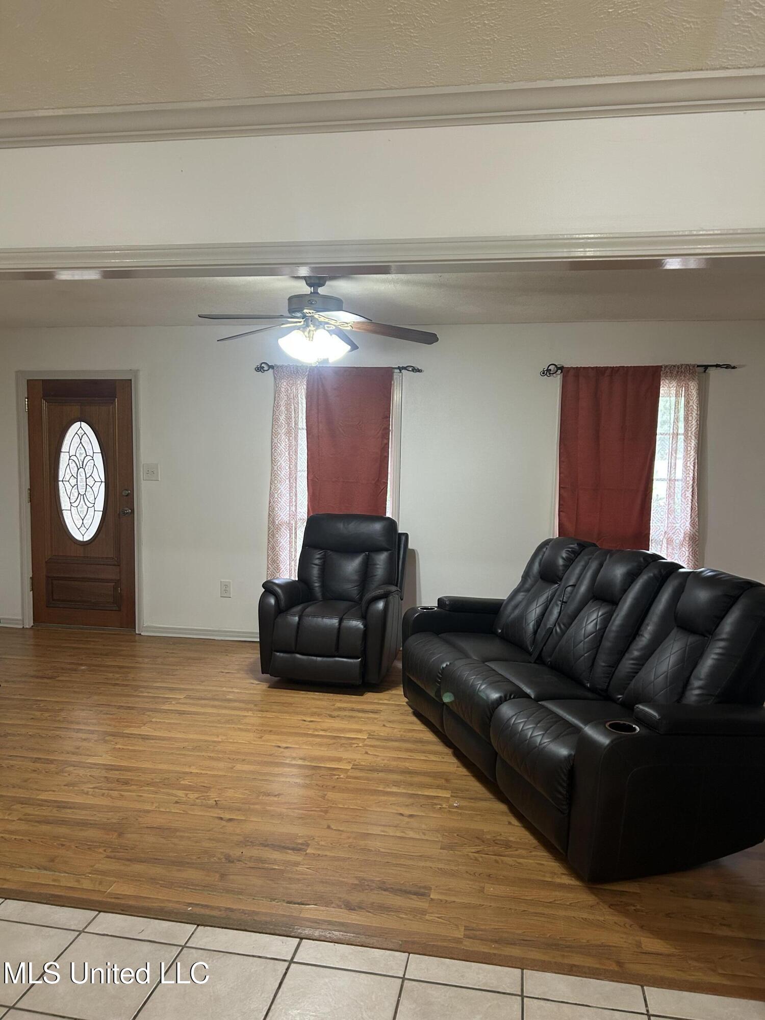 3537 Harle Street Pearl, MS 39208 - Photo 2 of 13 IMG_6155