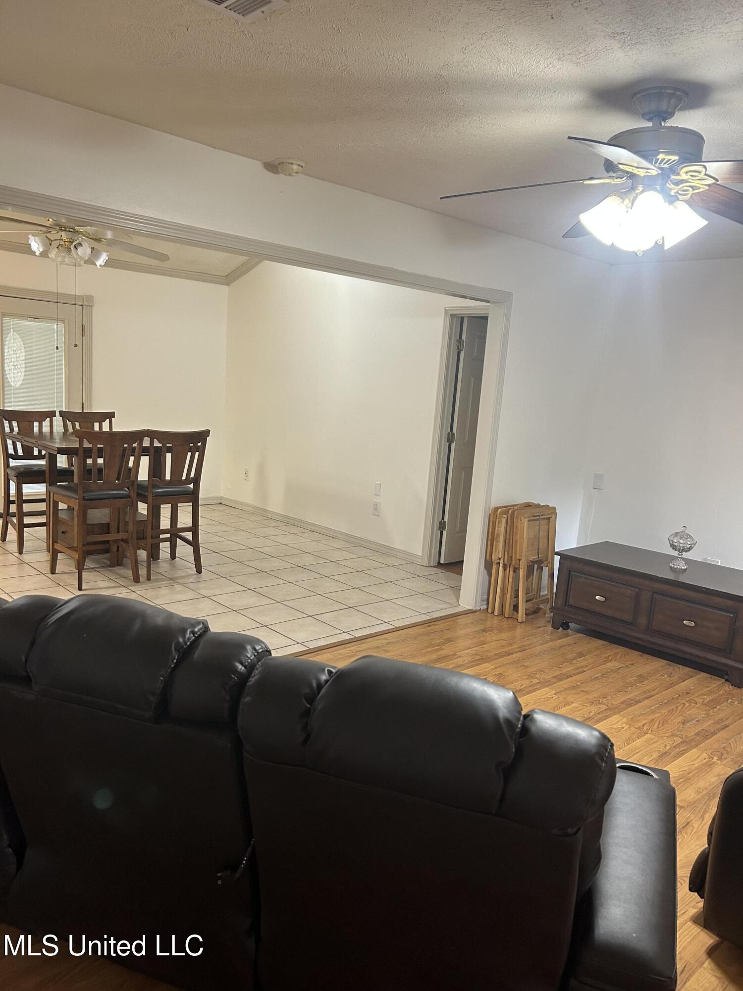 3537 Harle Street Pearl, MS 39208 - Photo 3 of 13 IMG_6156